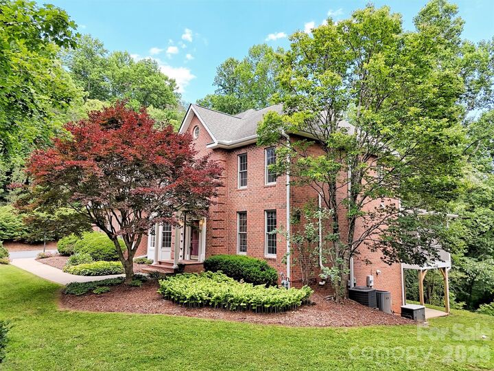 Property Photo: 9 Hickory Ridge NC 28732