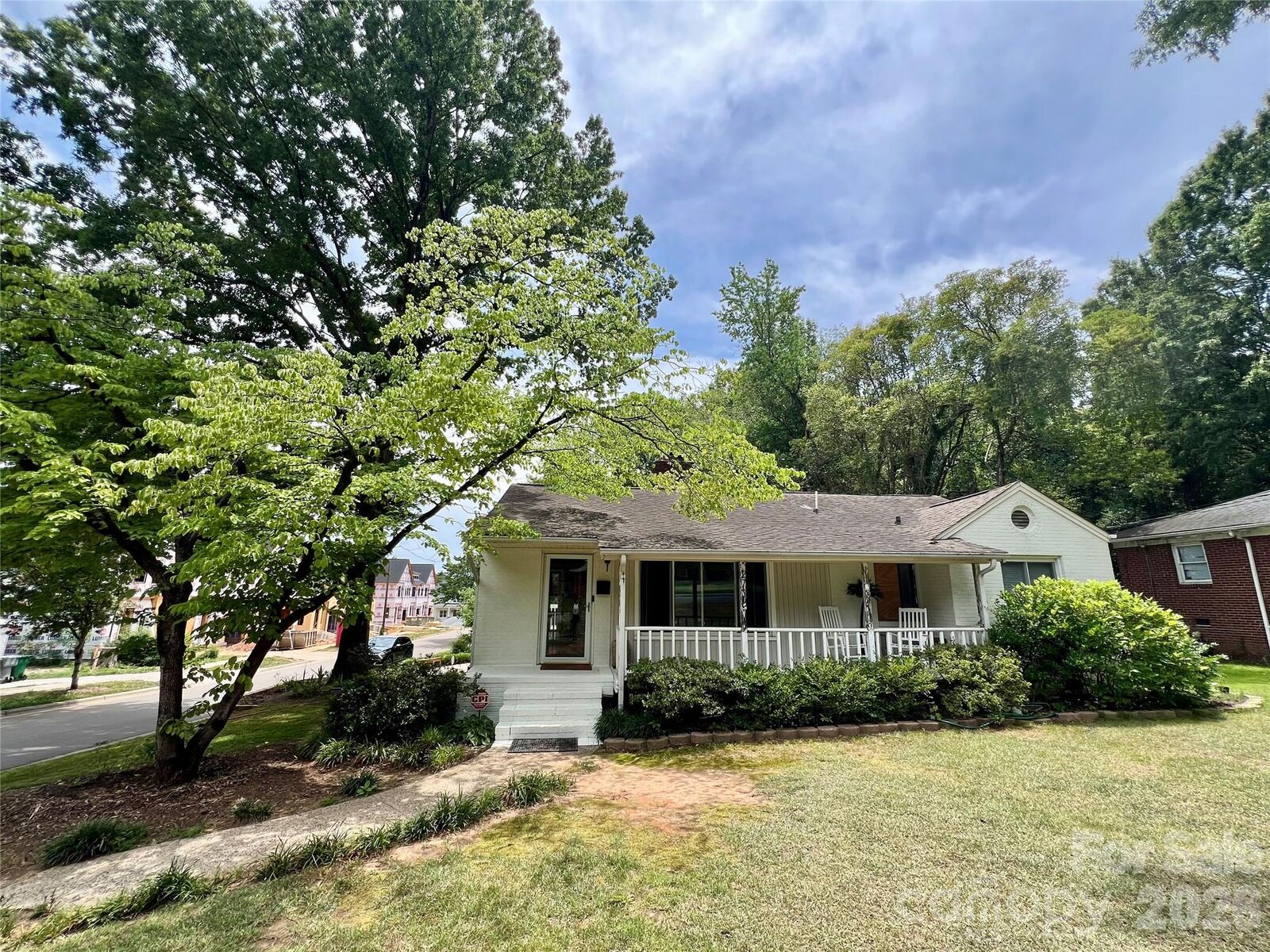 Property Photo:  2736 Palm Avenue  NC 28205 