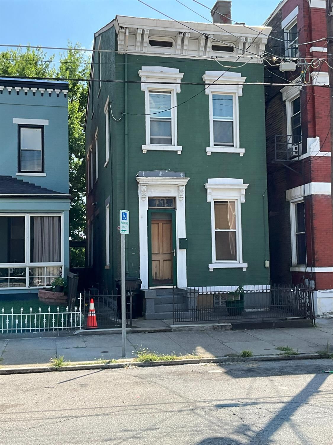 Property Photo:  923 Findlay Street  OH 45214 