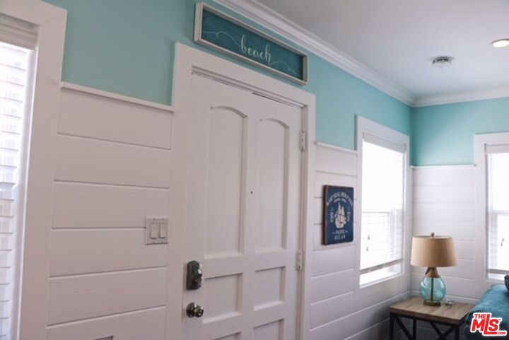 Property Photo:  12840 Walsh Ave  CA 90066 