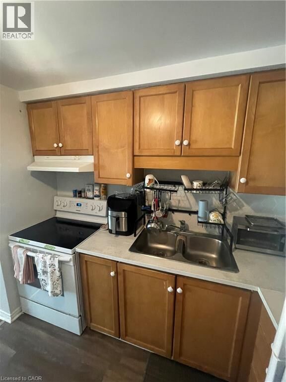 Property Photo: 66 Rodgers Road 25 ON N1G 4Y5