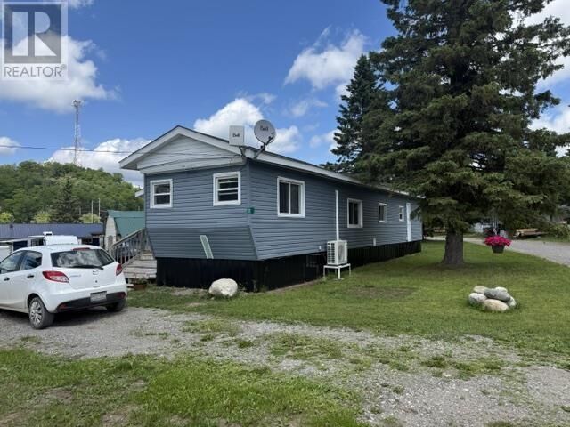 Property Photo:  18 Jody Ln  ON P6A 5K8 