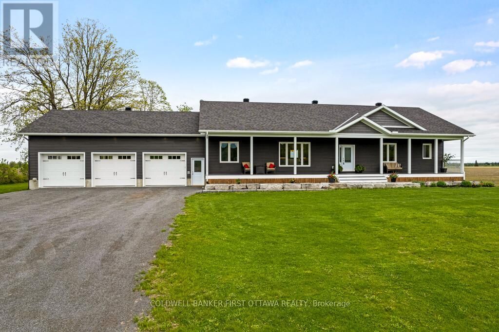 Property Photo: 800 Waba Road ON K0A 2X0