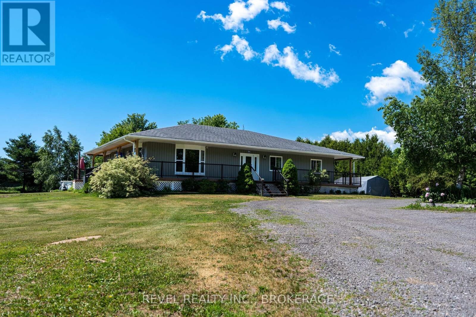 Property Photo:  2089 Sunbury Road  ON K0H 1X0 
