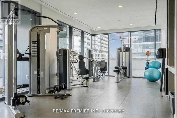 Property Photo:  159 Dundas Street East 1404  ON M5B 0A9 