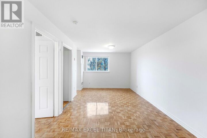 Property Photo: 1407 Dupont Street 409 ON M6H 2B1