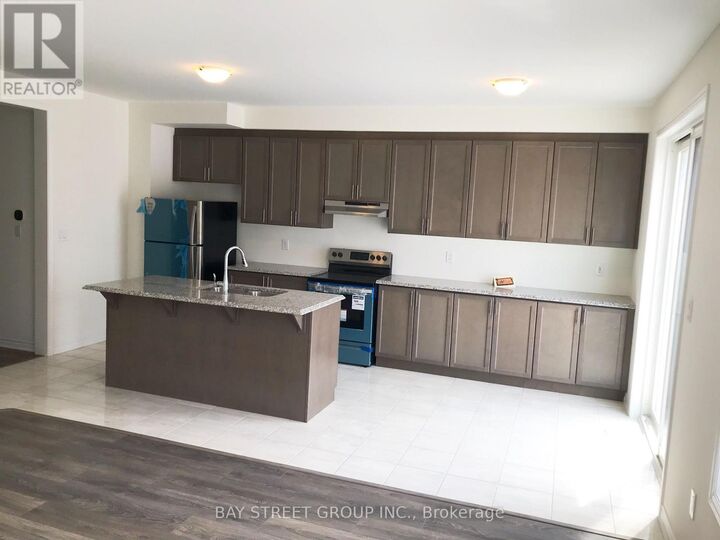 Property Photo:  9 Ness Drive  ON L4S 0J8 