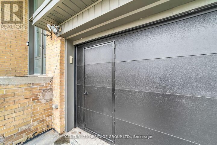 Property Photo:  31 Larabee Crescent Bsmt  ON M3A 3E6 