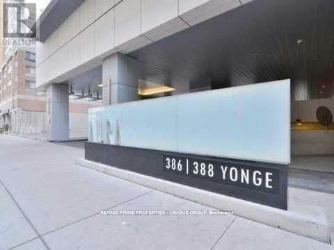 Property Photo:  386 Yonge Street 5316  ON M5B 0A5 