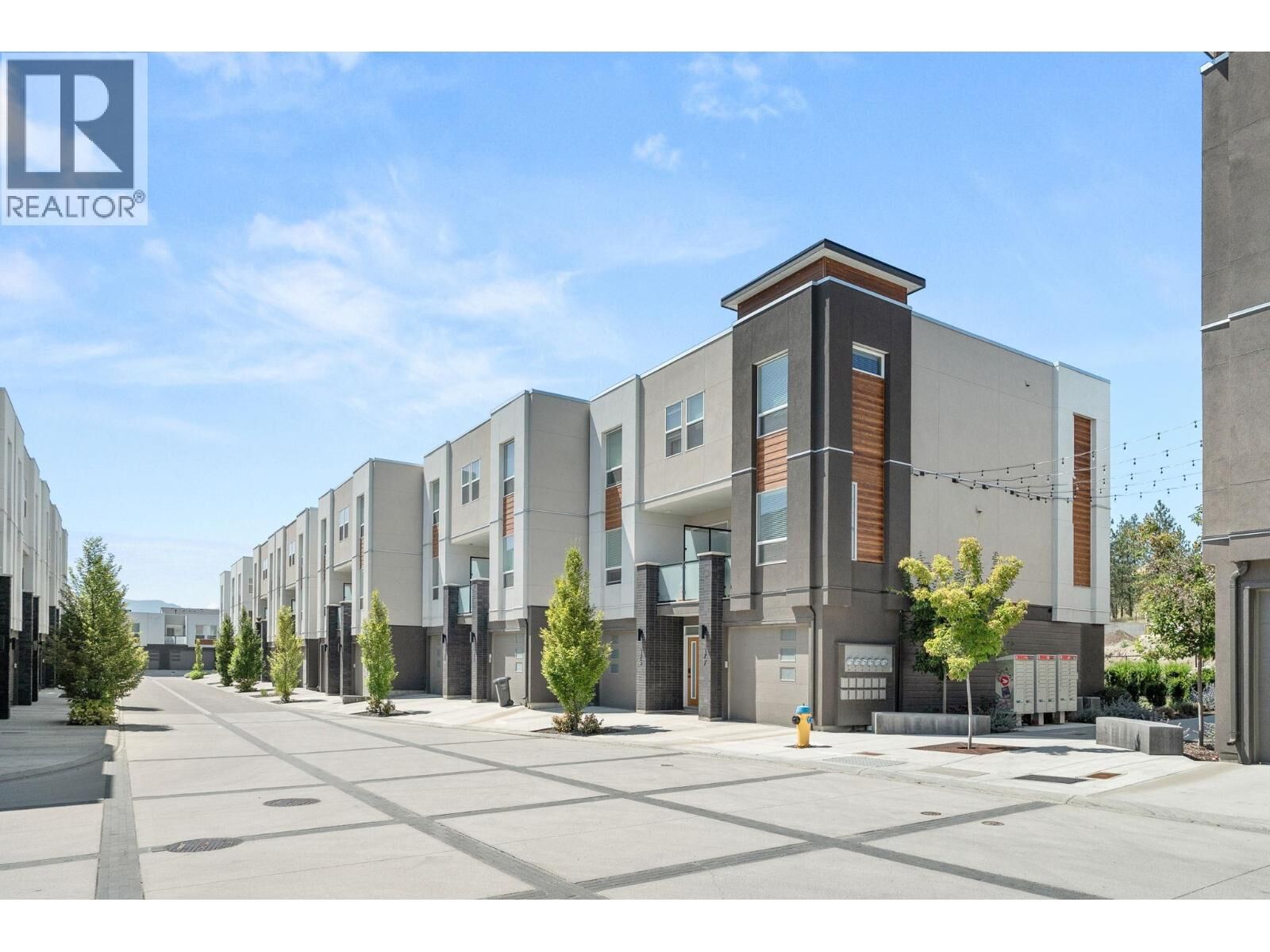 Property Photo:  610 Academy Way 101  BC V1V 0H2 