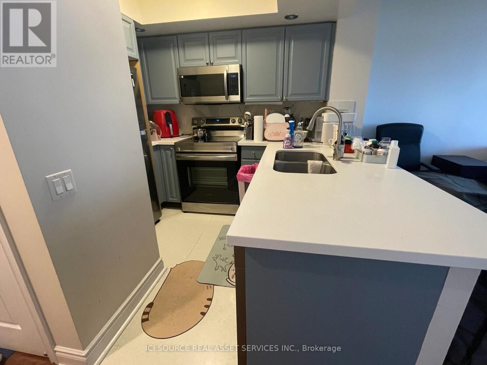 Property Photo:  15 Northtown Way 725  ON M2N 7A2 