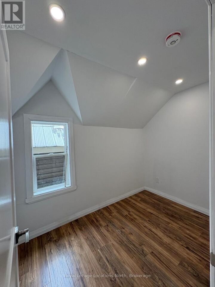 Property Photo:  150 13th Street West 3  ON N4L 3W4 