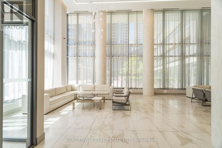 Property Photo:  32 Forest Manor Road 2809  ON M2J 1M3 