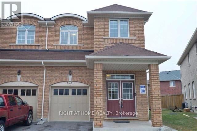 Property Photo:  693 Ferguson Drive  ON L9T 7C7 