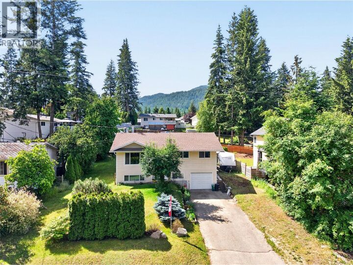 Property Photo:  2250 Auto Road Southeast  BC V1E 1K5 