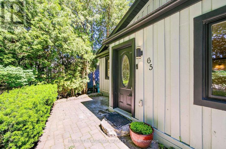 Property Photo:  65 Cooks Bay Drive  ON L4P 1L9 