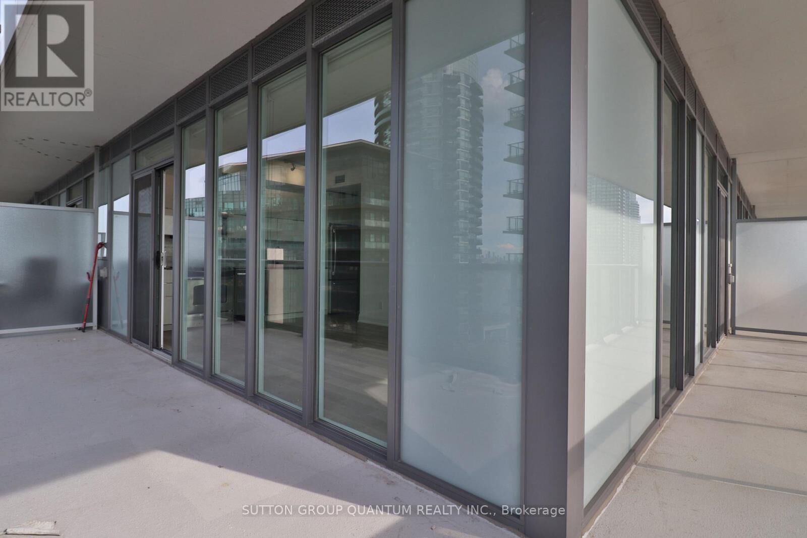 Property Photo: 56 Annie Craig Drive 1410 ON M8V 0C8