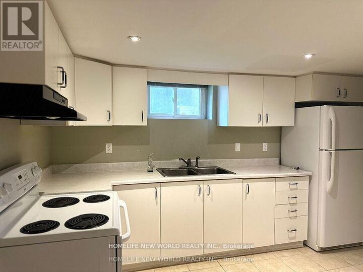 Property Photo:  294 Taylor Mills Drive South Lower  ON L4C 2S6 
