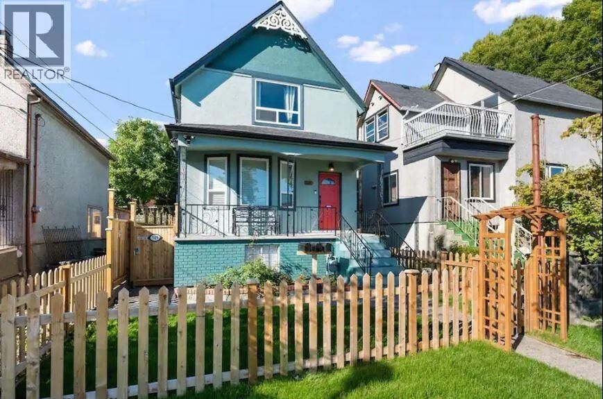 Property Photo:  551 Atlantic Street Upper  BC V6A 2J8 
