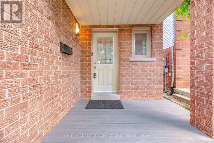 Property Photo: 29 Oleander Crescent ON L6Z 2C1