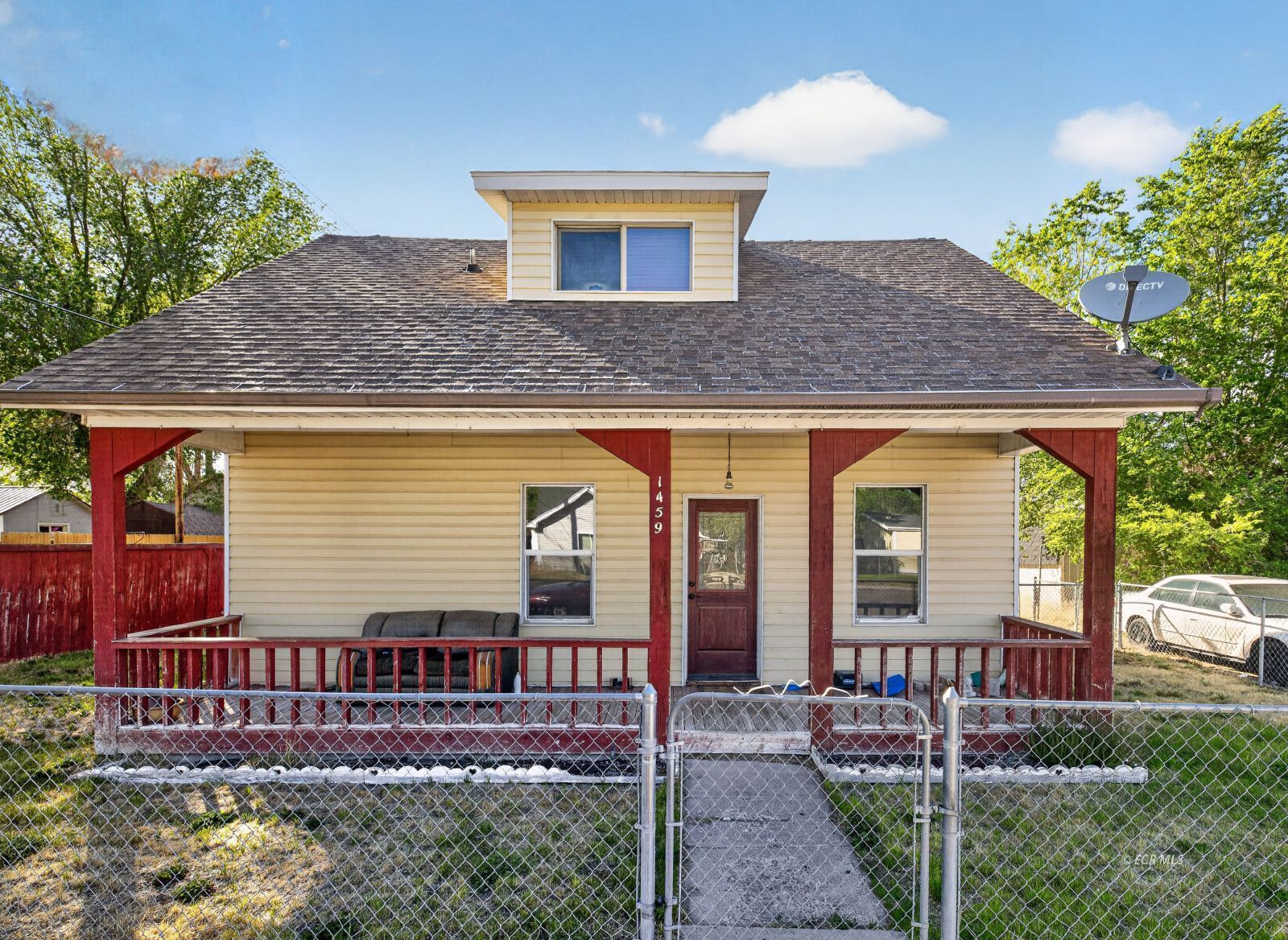 Property Photo: 1459 Clover Avenue NV 89835