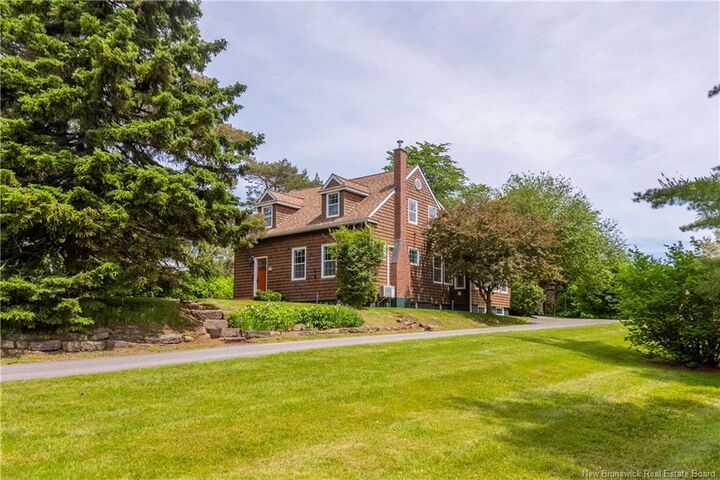 Property Photo:  20 Charles Street  NB E4L 3S3 