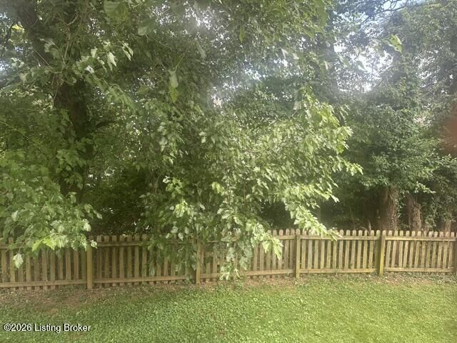 Property Photo:  6216 Sweetbay Dr  KY 40014 