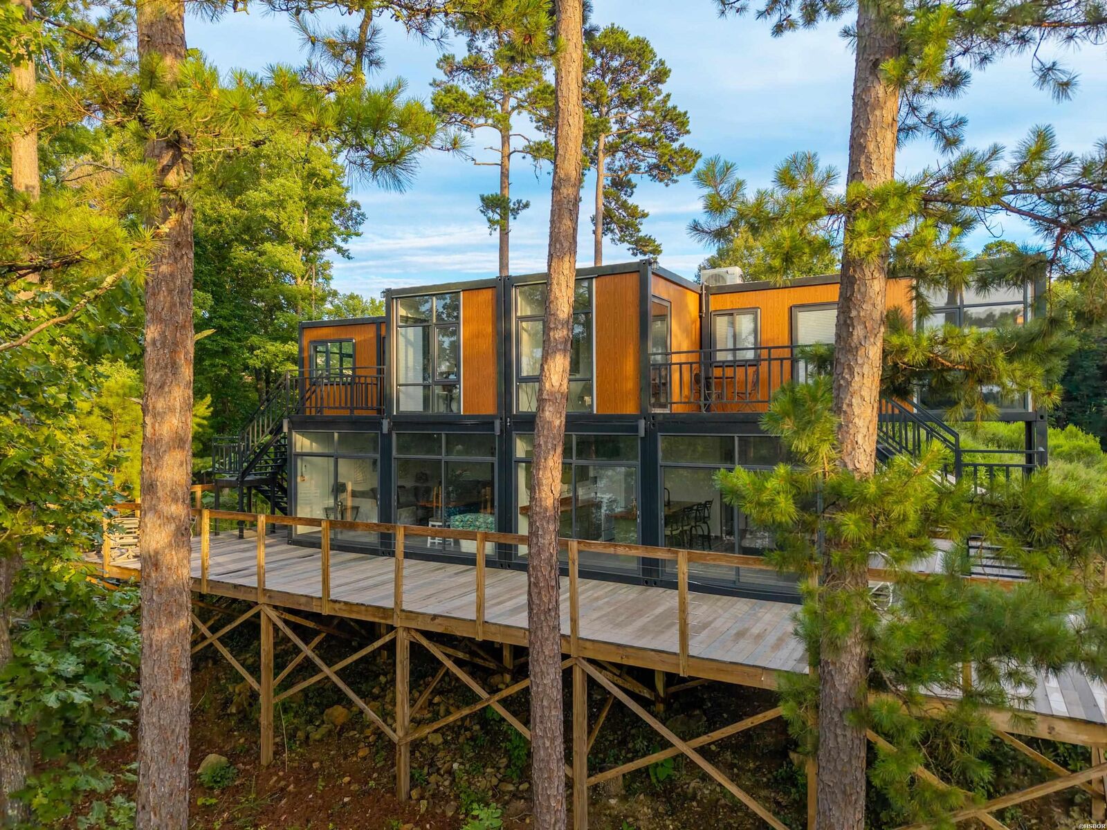 Property Photo:  124 Waterfall Court  AR 71913 