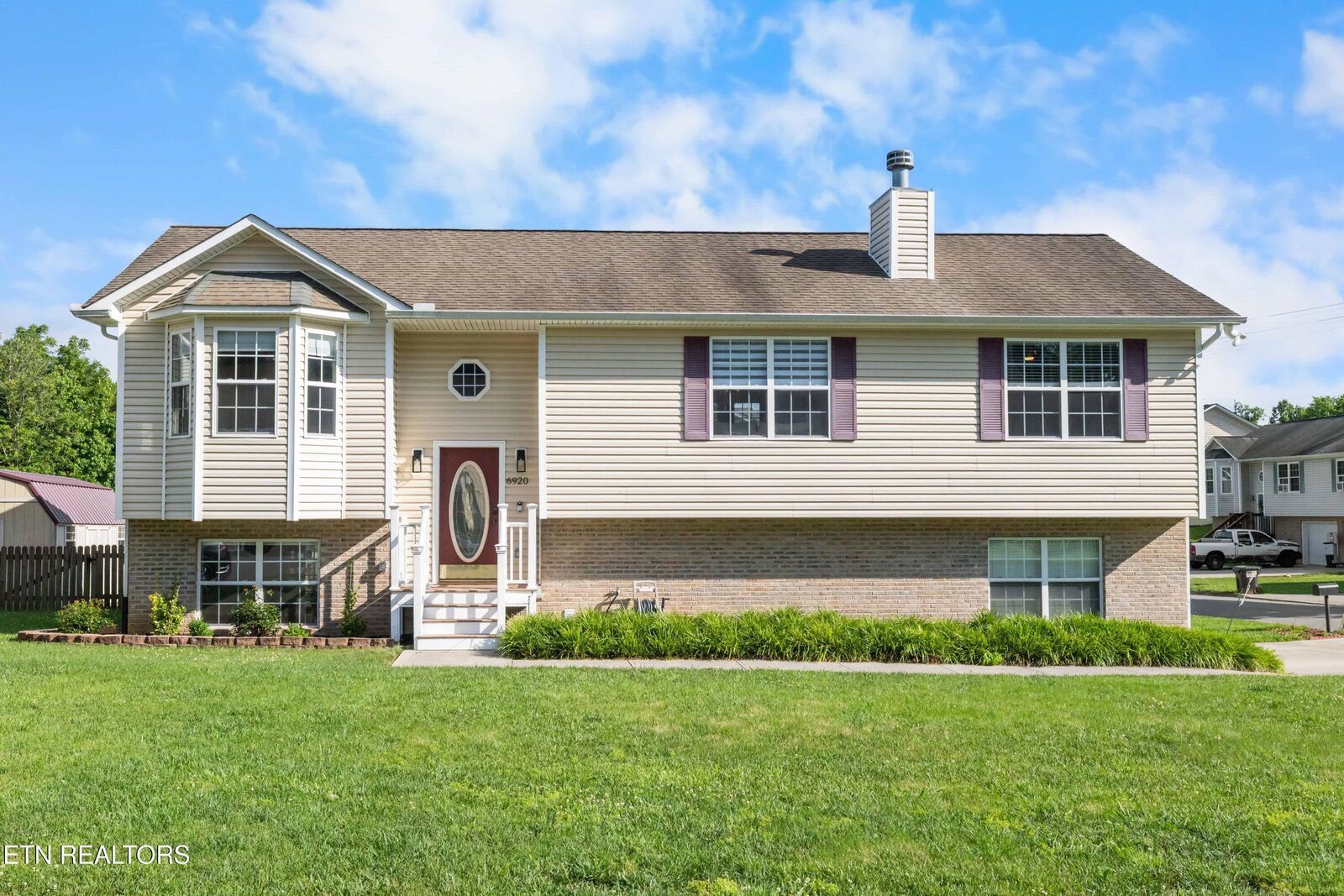 Property Photo: 6920 Rambling Brooks Lane TN 37918