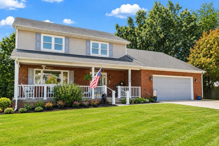 Property Photo: 1300 Copper Creek Drive KY 40514