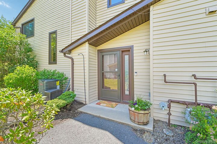 Property Photo:  174 Eagleton Drive  NY 10950 