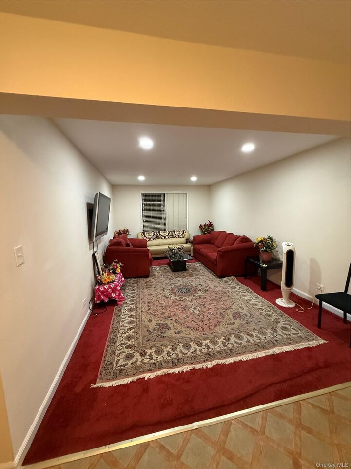 Property Photo: 84-55 Daniels Street 5C NY 11435