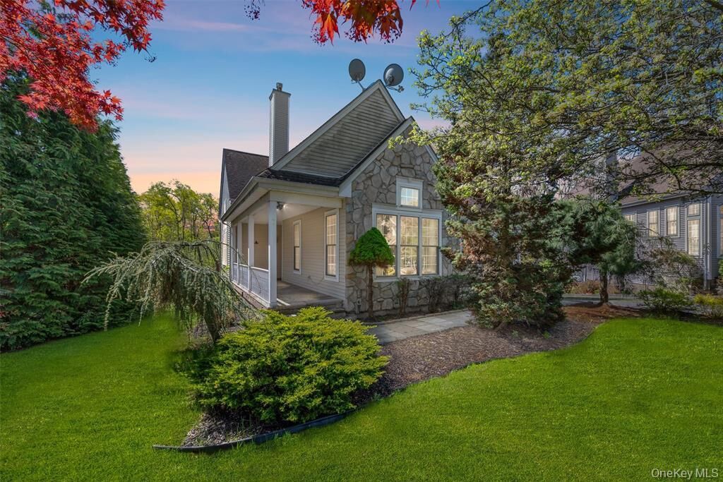 Property Photo: 7 Paisley Court NY 10930