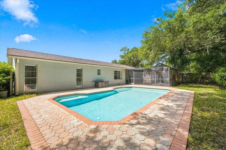 Property Photo: 16330 Bonneville Drive FL 33624