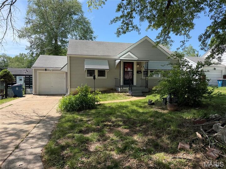 Property Photo: 2456 Wieck Drive MO 63136