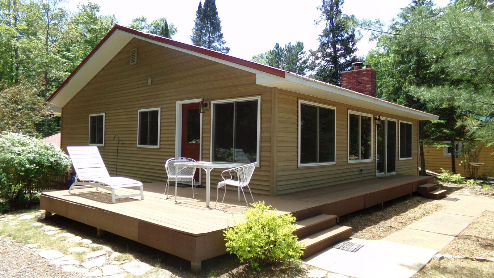 Property Photo: 12385 Oak Ln WI 54114