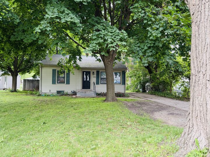 Property Photo:  3030 Key Street  MI 49202 