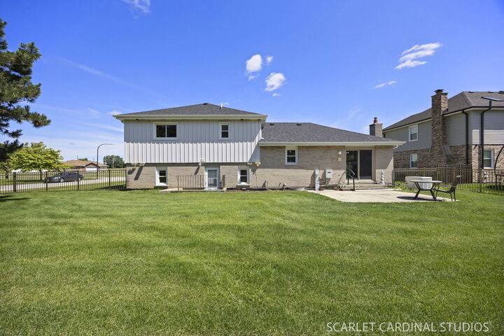 Property Photo: 20W481 Cobb Drive IL 60516