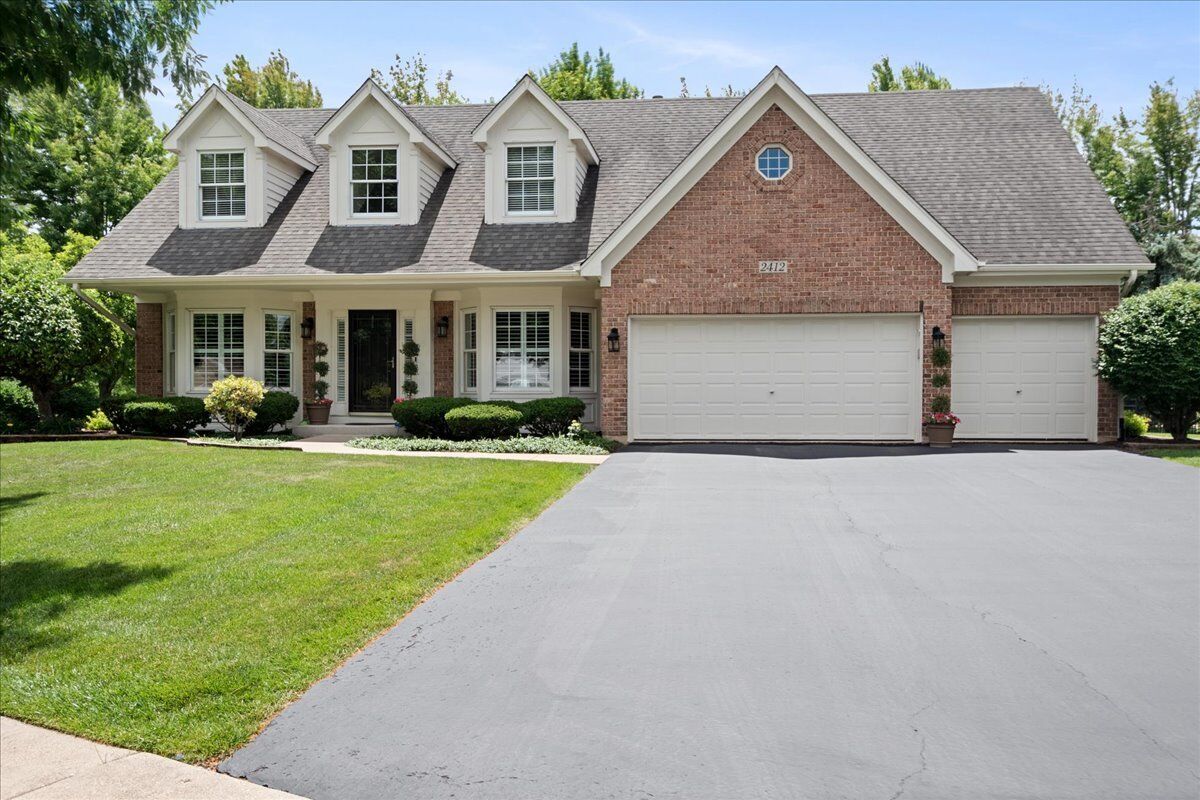 Property Photo:  2412 Shaker Court  IL 60564 
