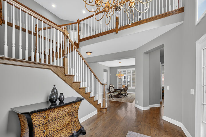 Property Photo:  1113 Ashley Lane  IL 60010 