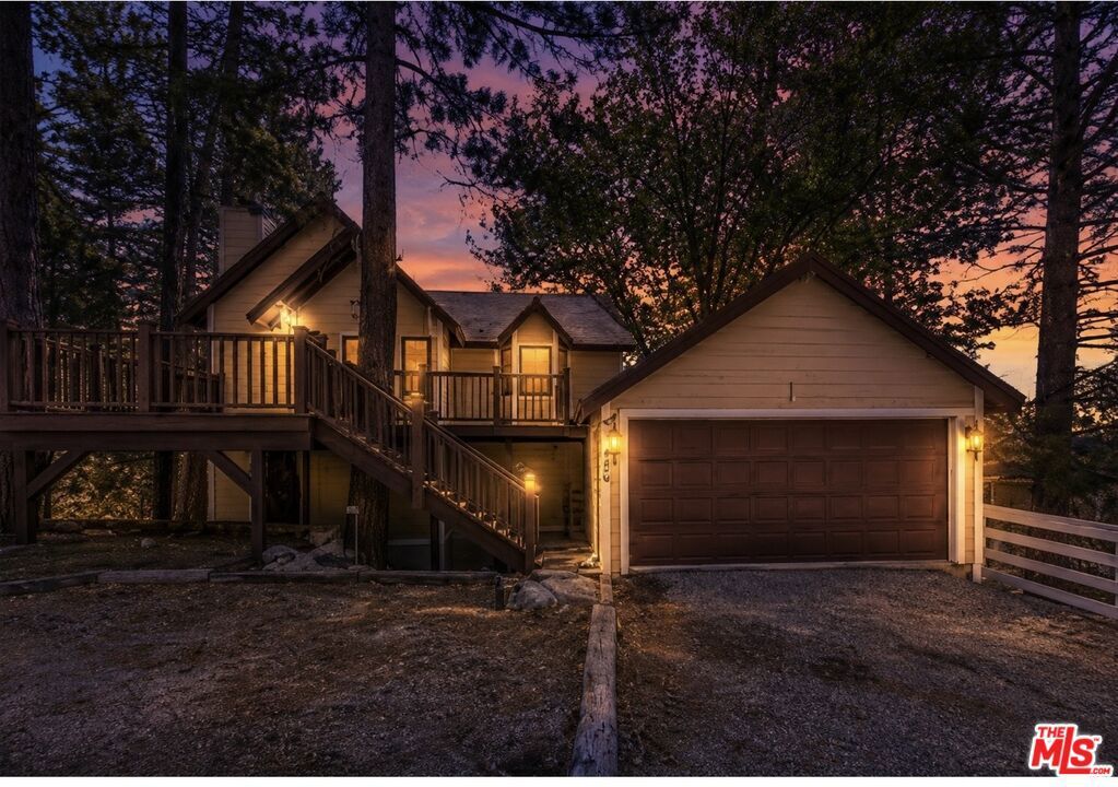 Property Photo: 886 Sandalwood Drive CA 92352