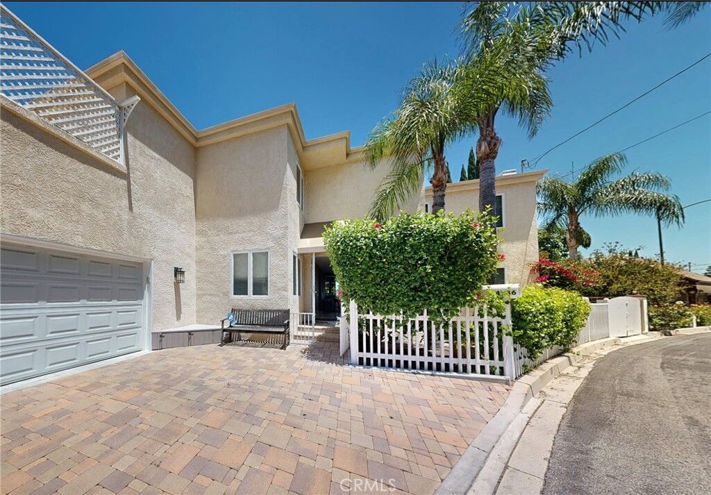 Property Photo:  4936 Llano  CA 91364 