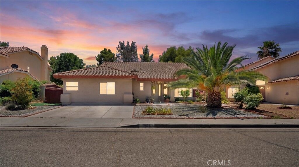 Property Photo:  2608 Overland Avenue  CA 93536 