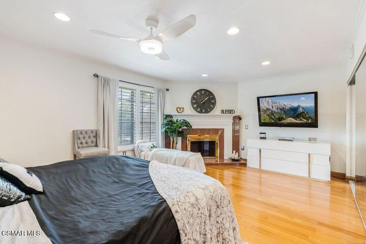 Property Photo:  18102 Burbank Boulevard 29  CA 91356 