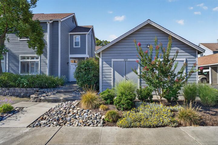 Property Photo: 3127 Woods Circle CA 95616