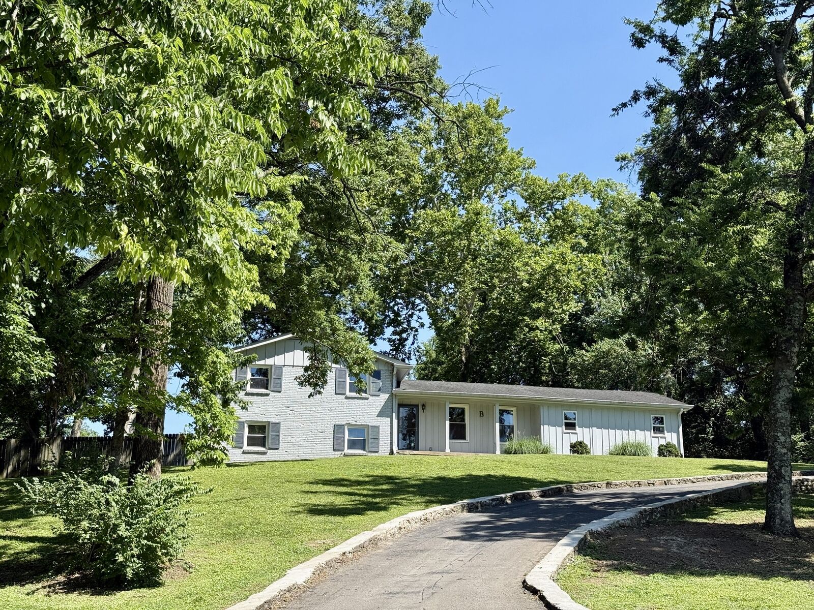 Property Photo:  213 Rhine Dr  TN 37115 