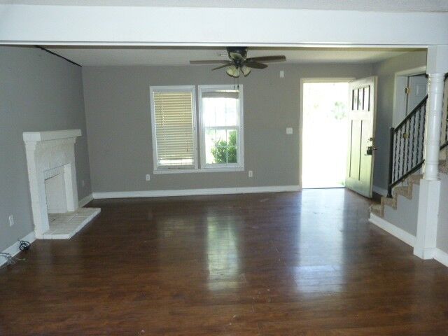 Property Photo:  1303 E Lincoln St  TN 37388 