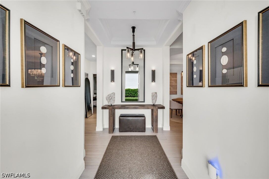 Property Photo: 16348 Viansa Way 102 FL 34110