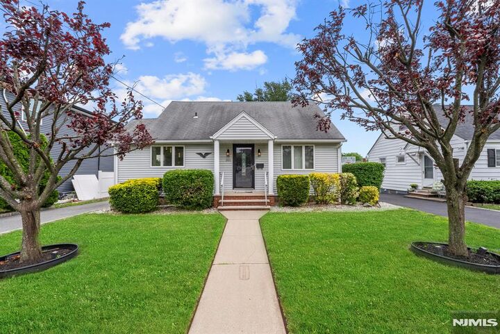 Property Photo:  101 Maple Hill Road  NJ 07013 