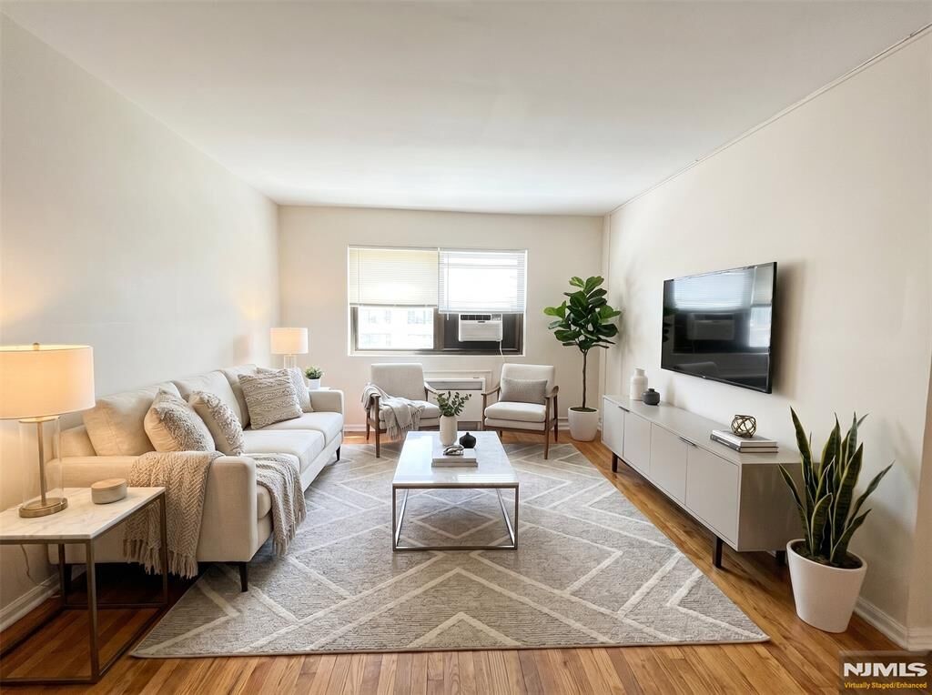 Property Photo: 3050 Edwin Avenue 3F NJ 07024
